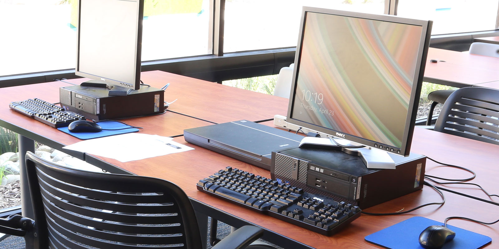 UC Davis students work on Windows 10 PCs in the Tercero Computer Center